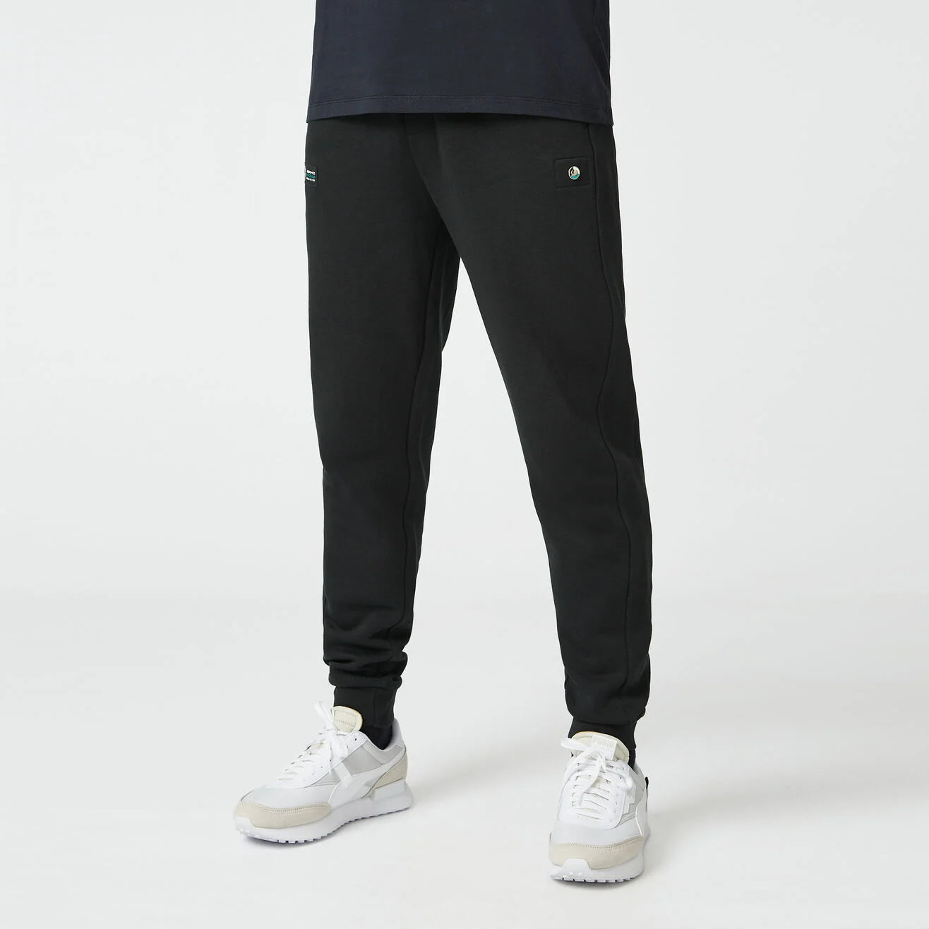 Mercedes-AMG F1 Sweatpants – Comfort in Race Mode