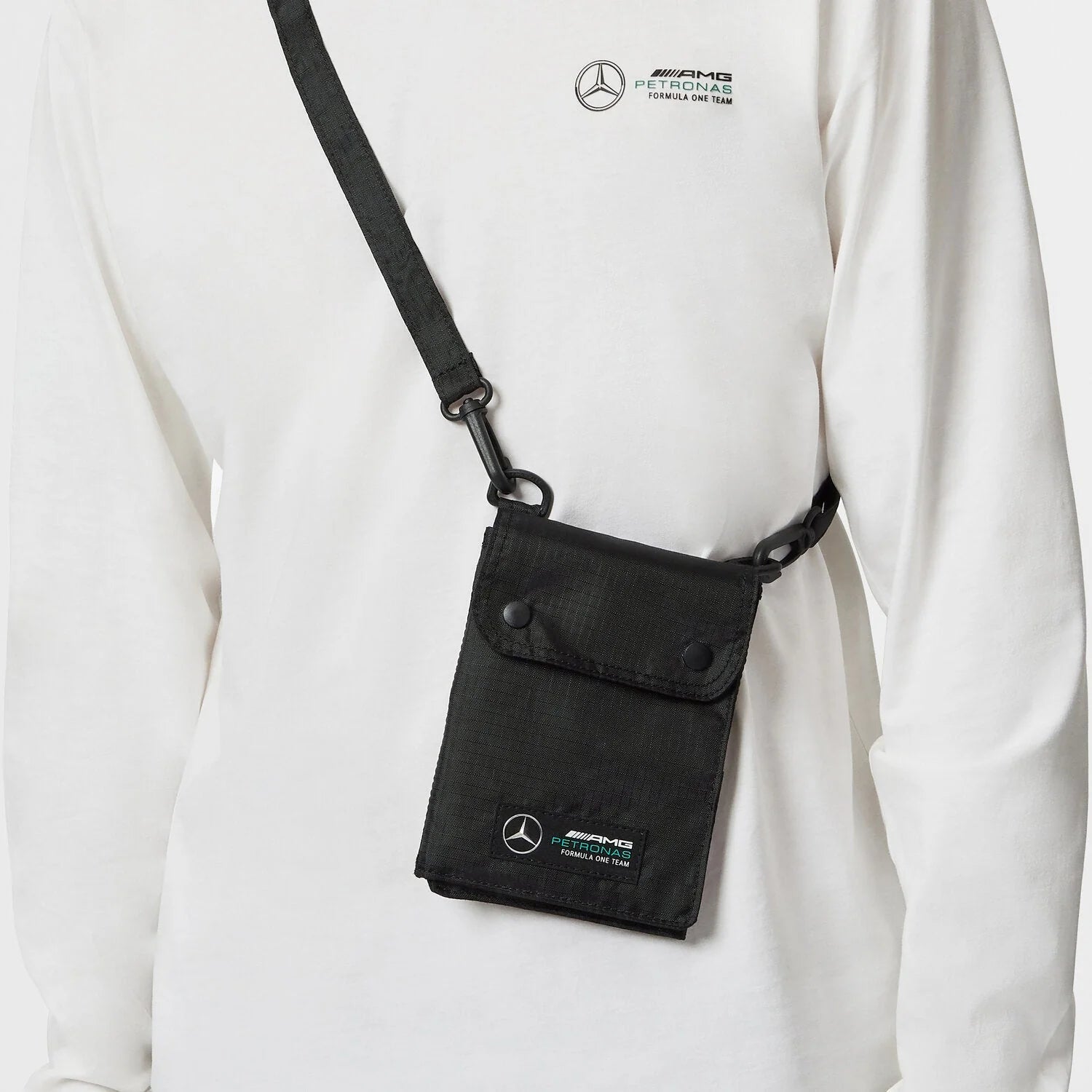 Mercedes-AMG Petronas F1 Travel Pouch