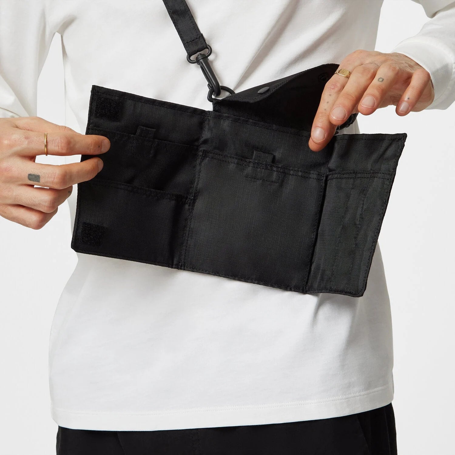 Mercedes-AMG Petronas F1 Travel Pouch